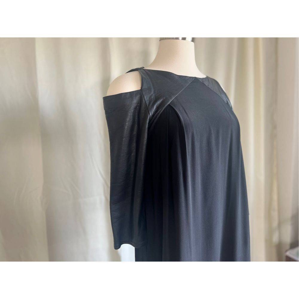 Vintage Yeoh Lee Women's Cold Shoulder Keyhole Midi Dress Solid Black